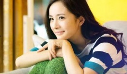 杨幂的旧背景爆料视频,揭秘明星背后的故事